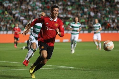 Ronaldo hết thời thật!