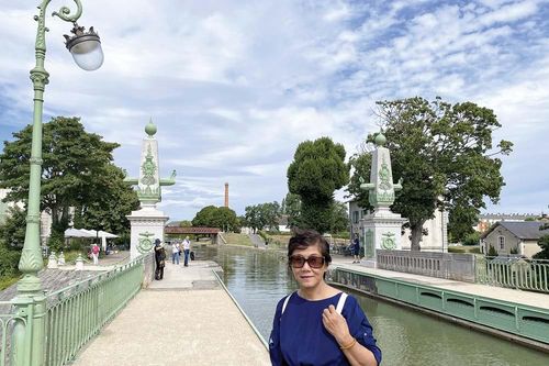 Cầu kênh Briare độc đáo trên sông Loire