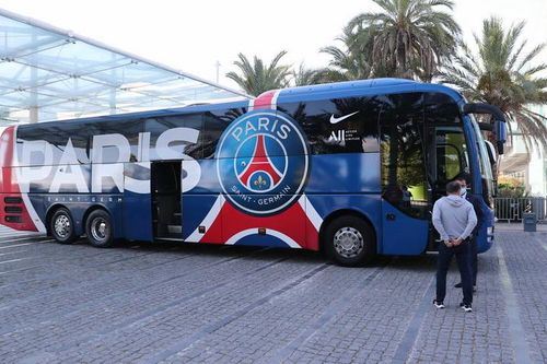 Châu Âu khủng hoảng năng lượng, PSG chọn xe bus du đấu thay cho chuyên cơ