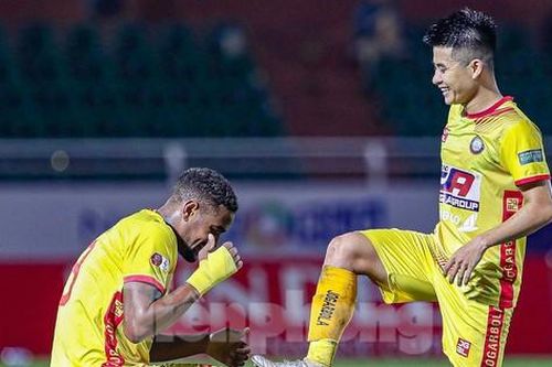 Sài Gòn FC 0-1 Thanh Hóa: Ngoại binh sút hỏng penalty, Sài Gòn FC bại trận