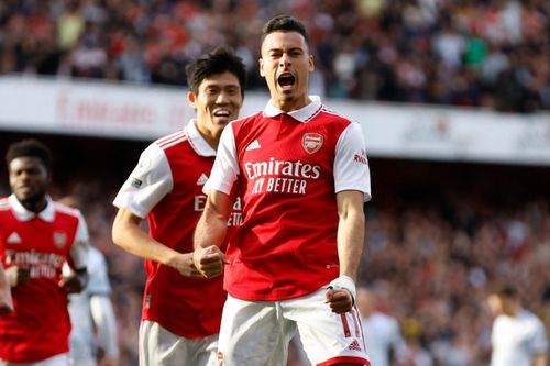 Arsenal lấy lại ngôi đầu sau trận thắng Liverpool 3-2