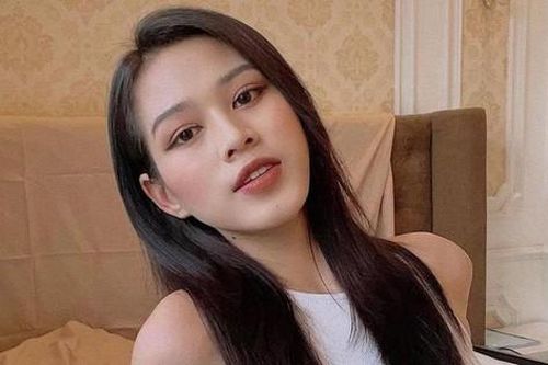 Giấu bố mẹ đi thi và bất ngờ đăng quang Hoa hậu Việt Nam