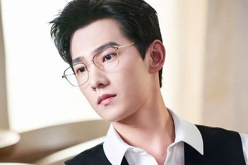 Những nam diễn viên giành top 1 Baidu 10 năm qua: Dương Dương góp mặt 2 lần nhưng chưa phải bất ngờ nhất