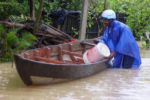 Khu dân cư mưa là ngập dù chỉ cách UBND thành phố 500 m