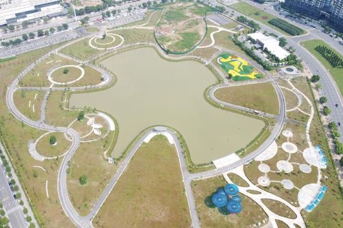 Cận cảnh công viên 'khủng' khu vực quận Nam Từ Liêm