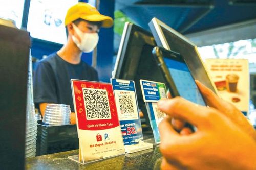 Mobile Money sau gần 1 năm thí điểm: Bước đầu được đón nhận, nhưng cần giải pháp tạo sức bật mạnh hơn