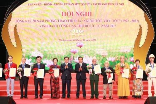 Vinh danh 10 Công dân Thủ đô ưu tú năm 2022