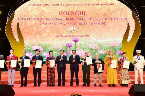 Tổng kết 30 năm phong trào thi đua Người tốt, việc tốt, vinh danh Công dân Thủ đô ưu tú năm 2022