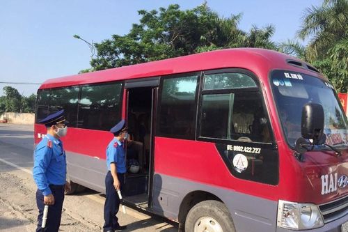 Hà Nội cắm 41 vị trí cho xe khách đón, trả khách trên đường