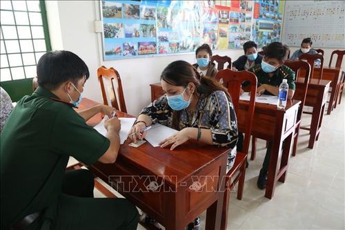 Tiếp nhận 78 công dân được giải cứu ở Campuchia về nước qua cửa khẩu Mộc Bài