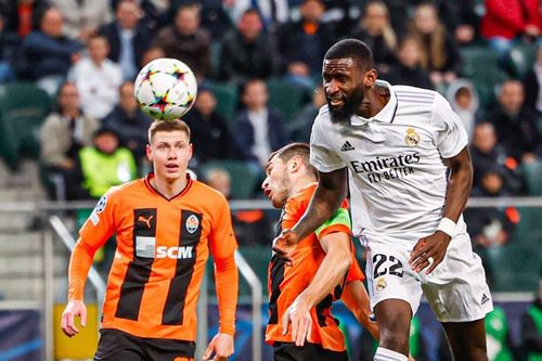 Real Madrid thoát thua nhờ pha ghi bàn đẫm máu của Rudiger phút 95