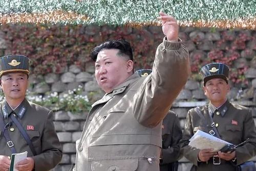 Triều Tiên công bố hình ảnh ông Kim trong vụ phóng tên lửa mới nhất