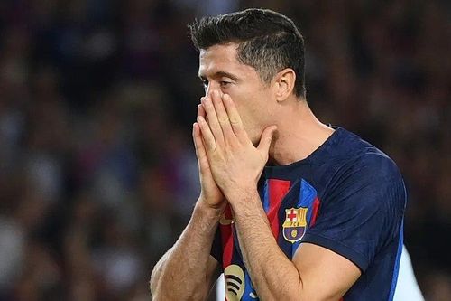 Lewandowski thú nhận Barcelona quên mất kỹ năng phòng ngự