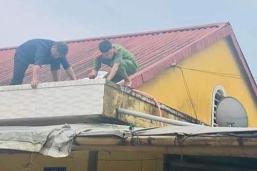 Công an các tỉnh miền Trung giúp dân trước nguy cơ 'lũ chồng lũ'