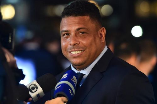 Ronaldo 'béo' nhận định trận Siêu kinh điển