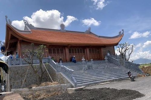 Sẽ cưỡng chế tháo dỡ 'đền Phúc Giang' tại cảng quốc tế Mỹ Xuân