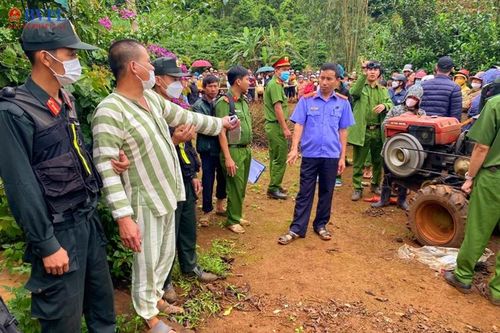 Thực nghiệm hiện trường vụ giết người tình rồi đốt xác phi tang ở Đắk Nông