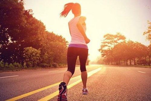 Trước khi chạy bộ, đừng ăn 3 món kẻo gây khó chịu, mất tác dụng tập luyện