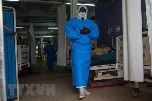 Uganda phong tỏa 2 quận để chống dịch Ebola
