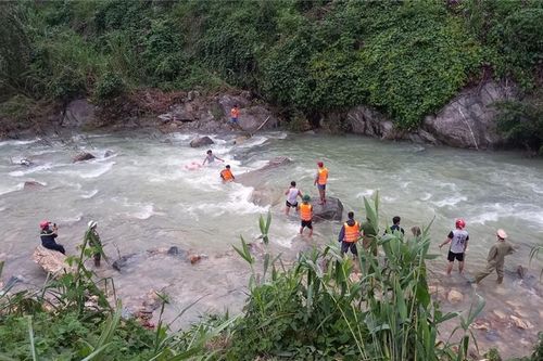 Bộ Công an điều động thêm lực lượng tìm kiếm nạn nhân vụ sạt lở đất tại Quảng Ngãi