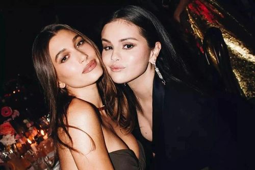 Những tấn công vô lý nhắm vào Selena và vợ Justin Bieber