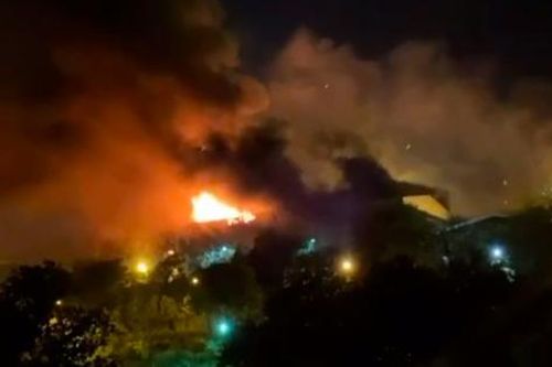 65 tù nhân thương vong trong vụ cháy nhà tù Iran