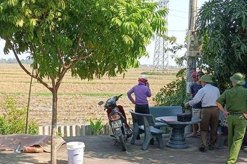Phát hiện người đàn ông tử vong dưới mương nước ở Hà Tĩnh