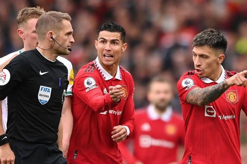 FA trừng phạt Man Utd