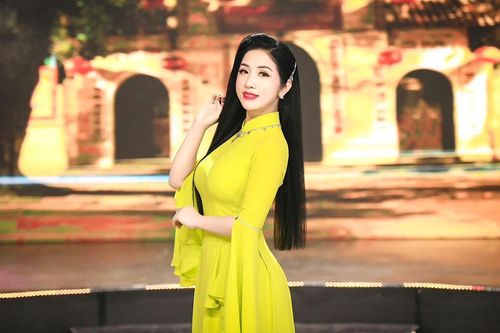 Phương Nga Sao Mai ra mắt album tôn vinh áo dài và phụ nữ Việt
