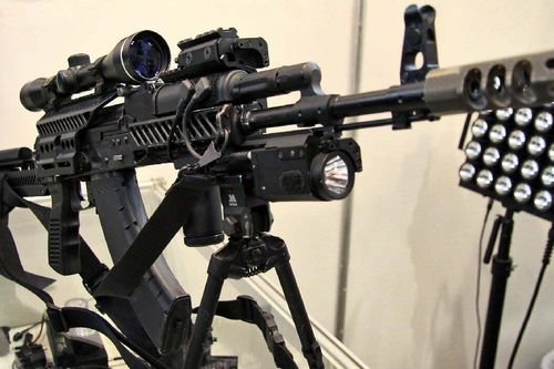 Nhà máy Kalashnikov tại Ấn Độ bắt đầu sản xuất hàng loạt súng trường AK-203