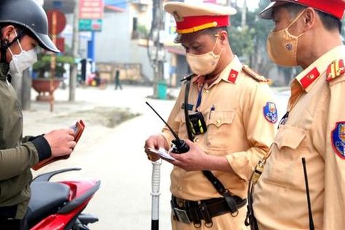 CSGT được dừng xe trong những trường hợp nào?