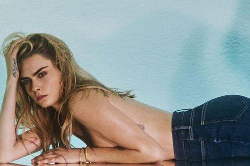 Cara Delevingne không đồng ý cởi nội y