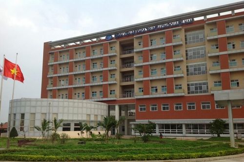 Kỷ luật 2 Phó Giám đốc Bệnh viện Đa khoa Trung ương Quảng Nam