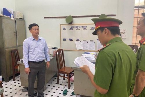Loạt lãnh đạo Tín Nghĩa thoái vốn trước khi Tổng giám đốc bị bắt
