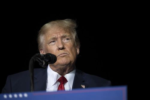 Ông Trump cung cấp lời khai trong vụ kiện phỉ báng của bà Carroll