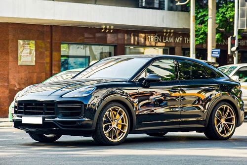 Hình ảnh Porsche Cayenne Turbo GT đầu tiên lăn bánh tại Việt Nam