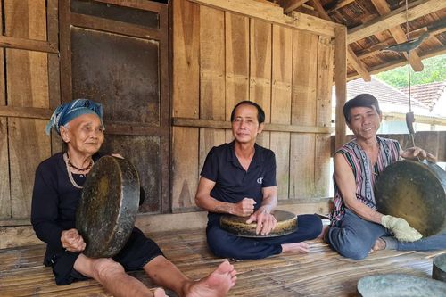 Ngân vang chiêng Ba!