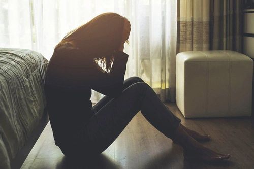Nỗi buồn có thể khiến con người già nhanh hơn hút thuốc