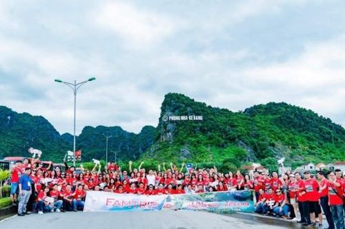 Đoàn Famtrip hơn 250 doanh nghiệp tham gia khám phá Phong Nha- Quảng Bình