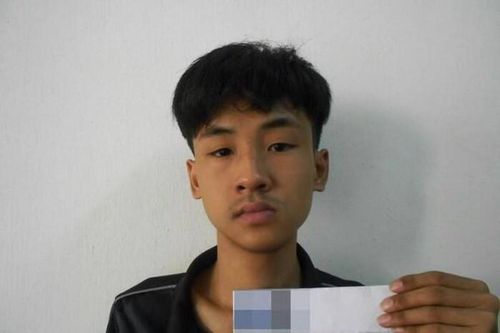 Tống tiền bằng hình ảnh nhạy cảm trên điện thoại nhặt được