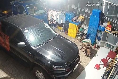 Trộm 3 xe ô tô để… đi chơi và thử cảm giác lái xe