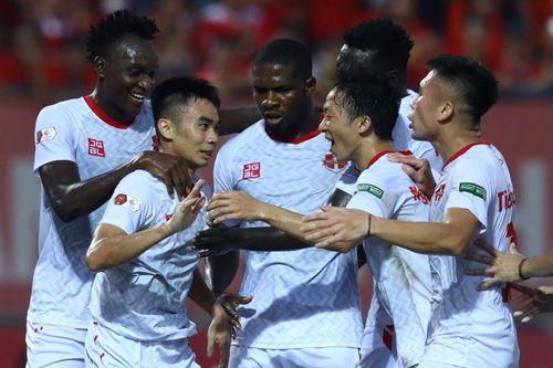 CLB Hà Nội thua Hải Phòng 2-3