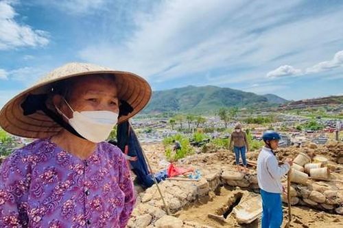 Nước mắt Hòa Sơn
