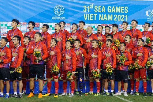 Bóng đá Việt Nam nhận gói tài trợ 90 tỷ đồng giai đoạn 2022-2025