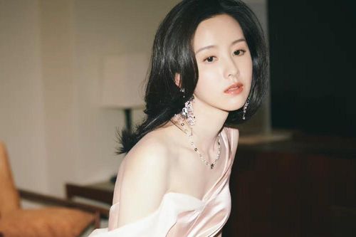 Nữ diễn viên đóng vai vợ Hoàng Dược Sư trong 'Đông Tà Tây Độc'