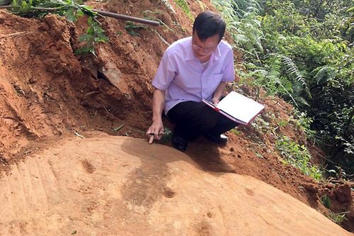 Phát hiện thêm bãi đá cổ khắc họa hình ruộng bậc thang ở Mù Cang Chải