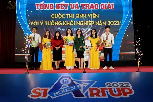 'Chinh phục ngôn ngữ' giành giải Nhất ý tưởng khởi nghiệp Trường ĐH Mở Hà Nội