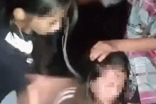 Nghệ An: Liên tục xuất hiện vụ việc nữ sinh lớp 7 bị đánh hội đồng