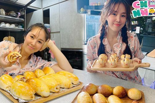 Diễn viên Lê Phương trổ tài làm bữa sáng cho 2 nhóc tỳ, bánh trái thơm ngon nhìn mà mê