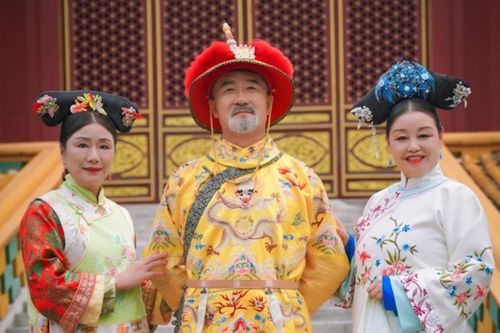 Phiên bản 'Chân Hoàn truyện' của 16 phụ nữ nghỉ hưu gây sốt